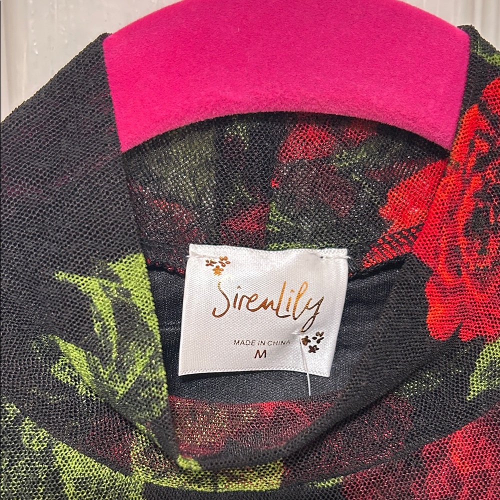 Siren Lily Black Dress with Red Rose Print - Picture 2 of 8